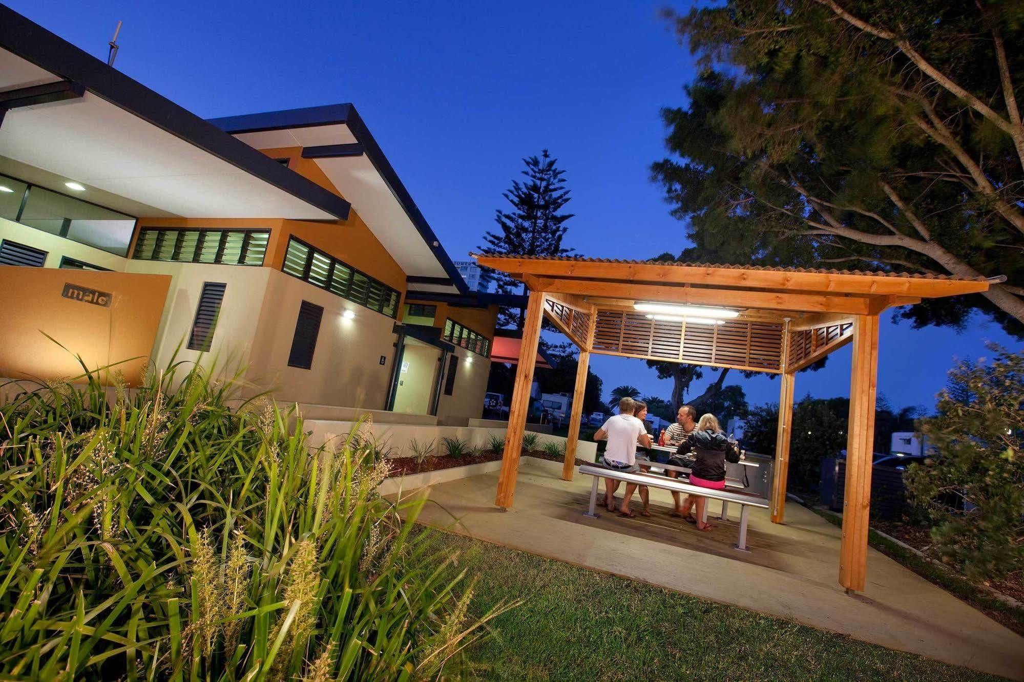 Burleigh Beach Tourist Park โกลด์โคสต์ ภายนอก รูปภาพ