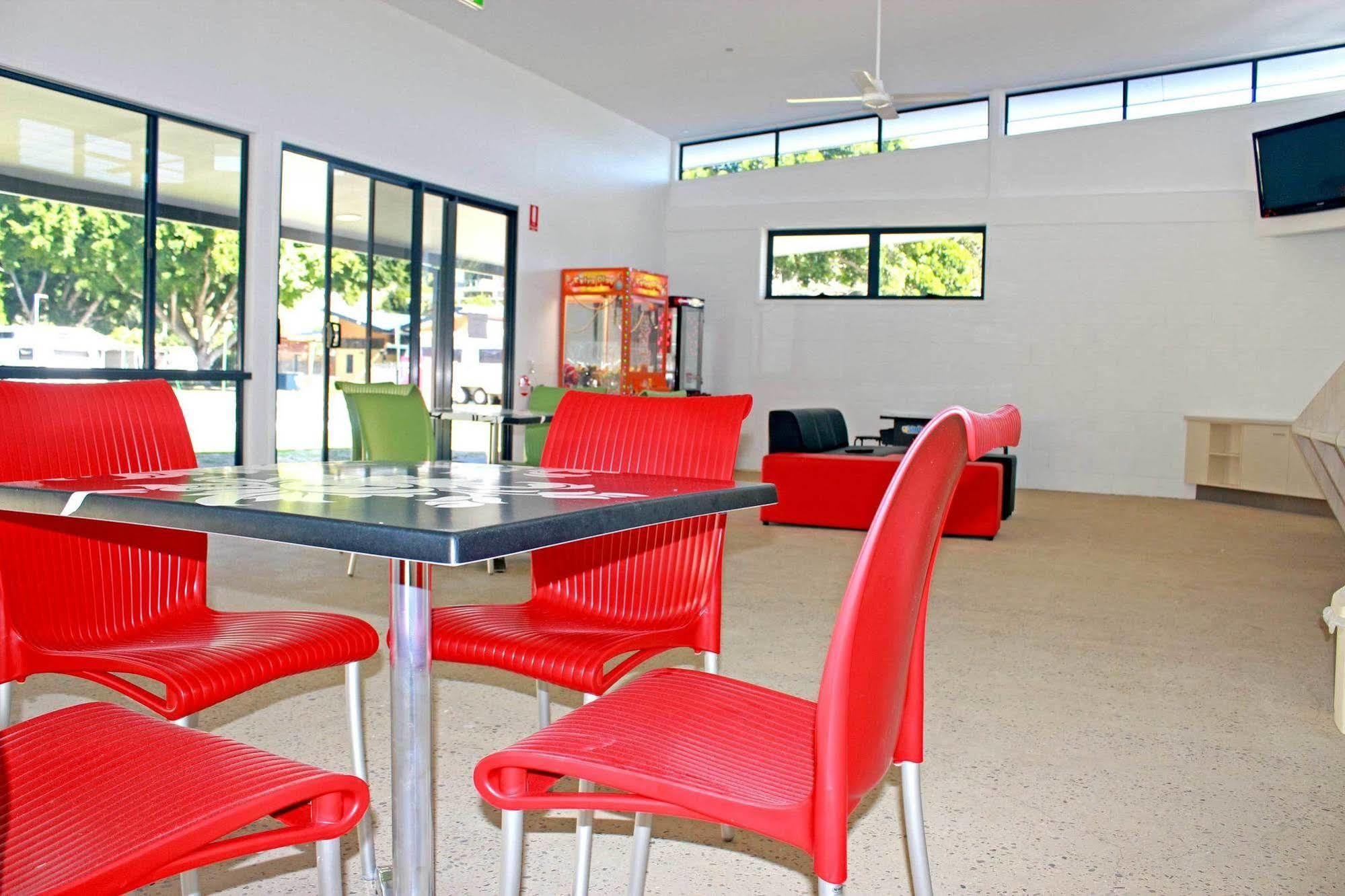Burleigh Beach Tourist Park โกลด์โคสต์ ภายนอก รูปภาพ