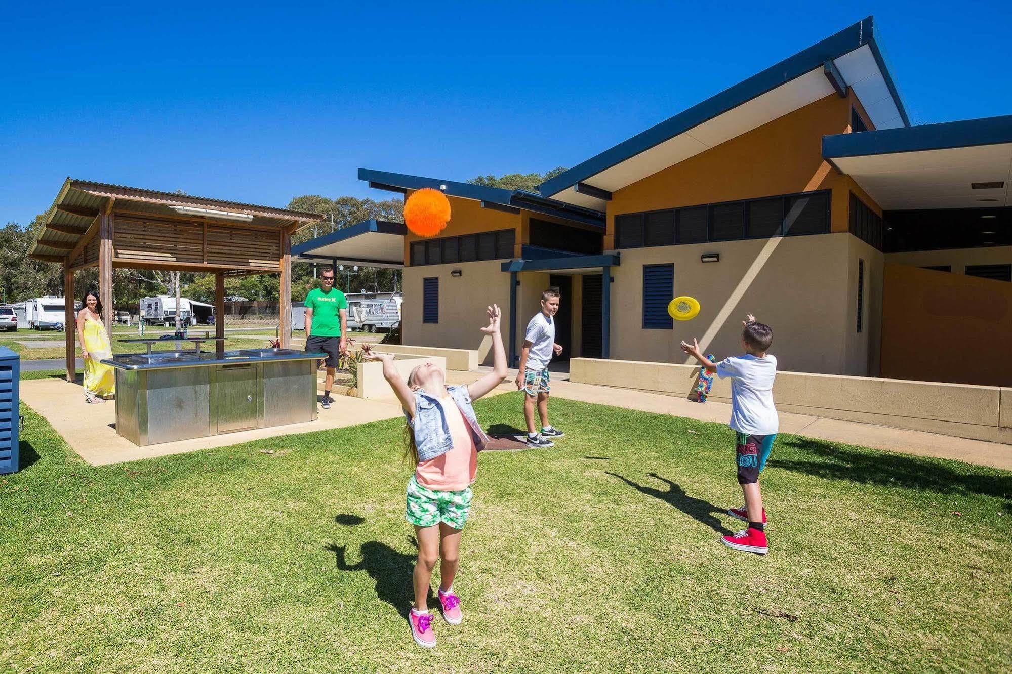 Burleigh Beach Tourist Park โกลด์โคสต์ ภายนอก รูปภาพ